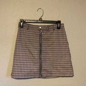 Zip up plaid skirt
